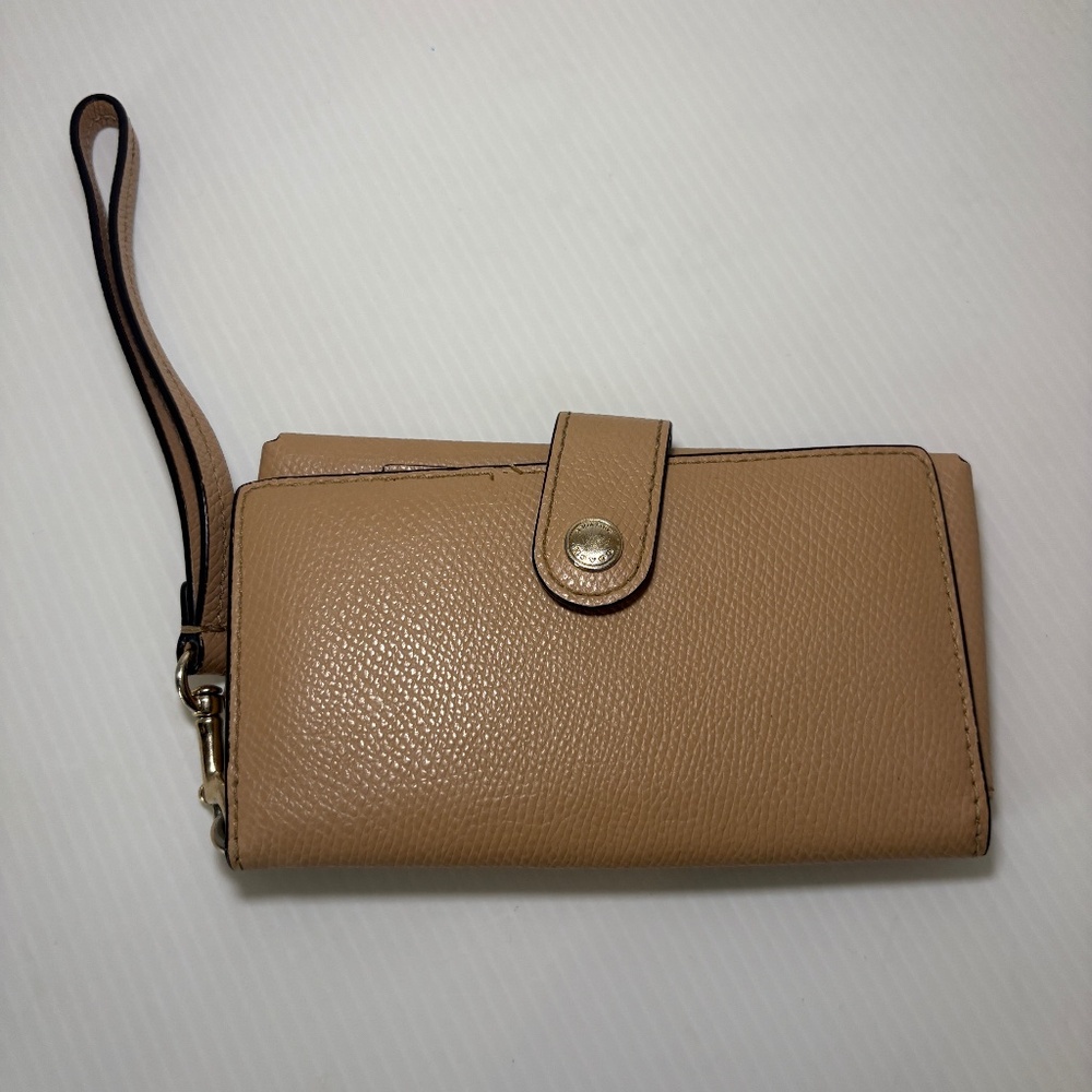 Coach Saffiano Leather Wallet Wristlet Snap iPhone Slim Beige